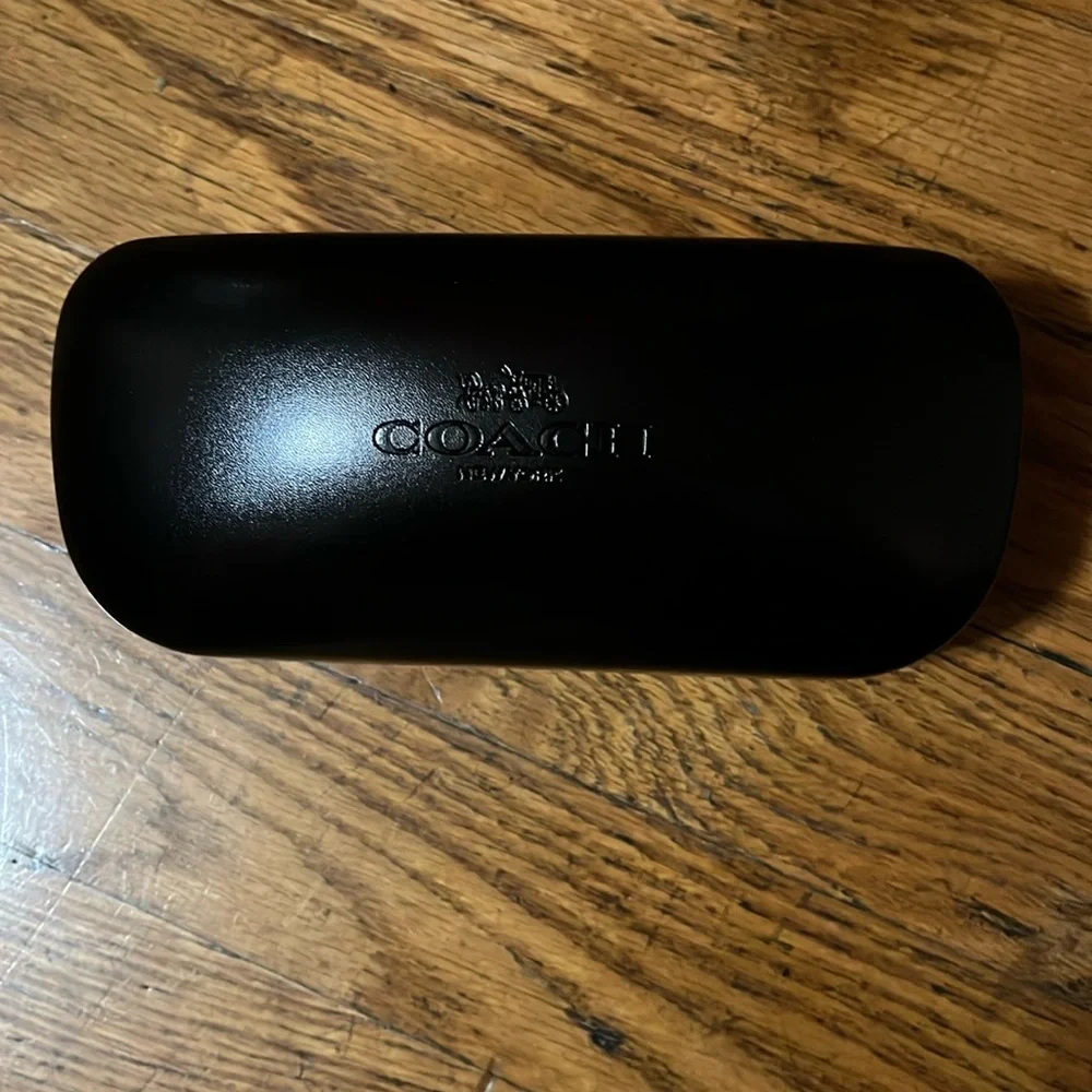 NEW COACH Sunglasses Embossed hard shell Black Case Embossed Cleaning Cl… - Picture 8 of 13
